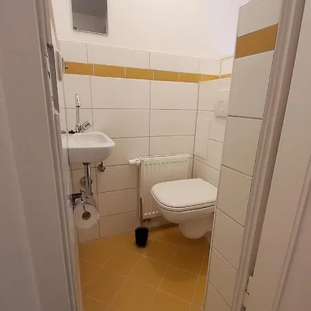 Striesener Idylle, Ruhig Und Gruen In Elbnaehe