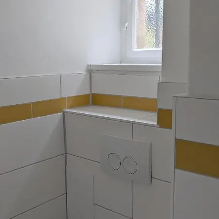 Striesener Idylle, Ruhig Und Gruen In Elbnaehe *