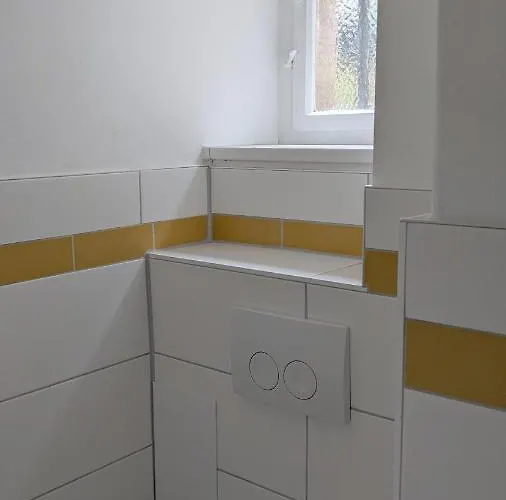 Striesener Idylle, Ruhig Und Gruen In Elbnaehe *